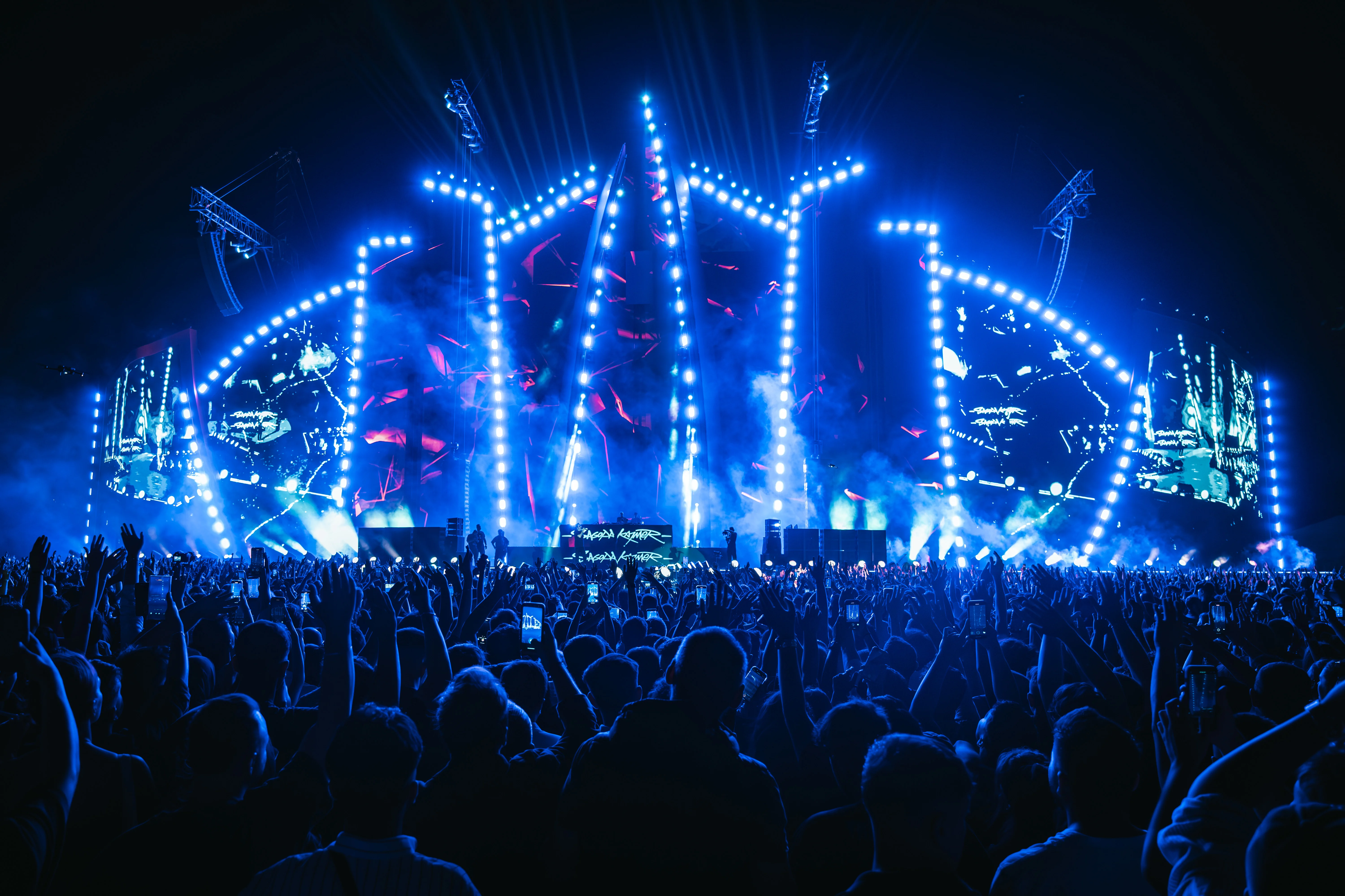 Melankolia Sagopa Kajmer Arka Plan